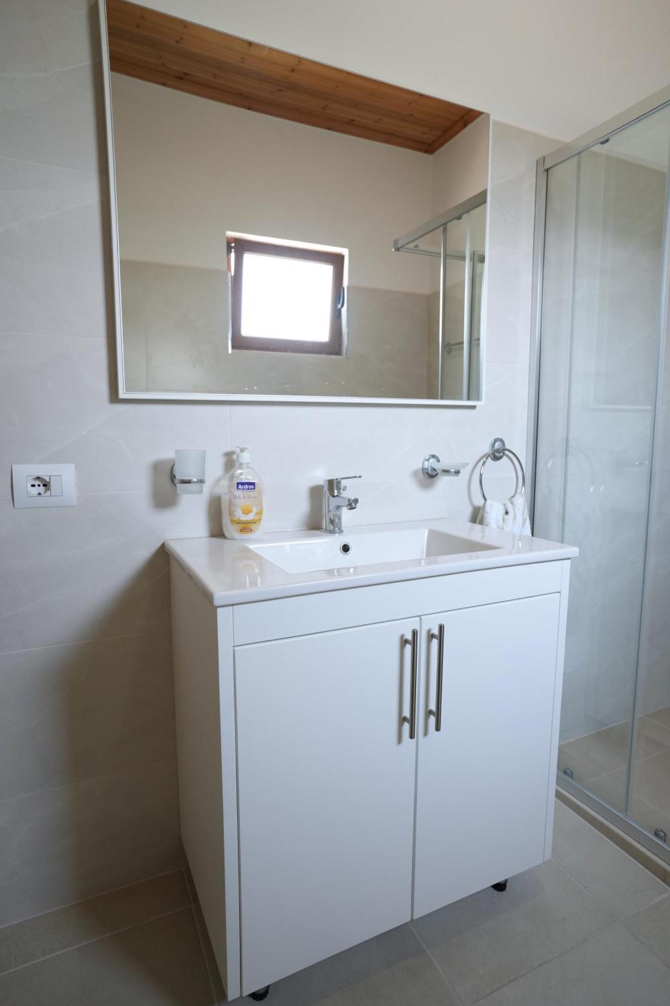 Hotel Jons 3*