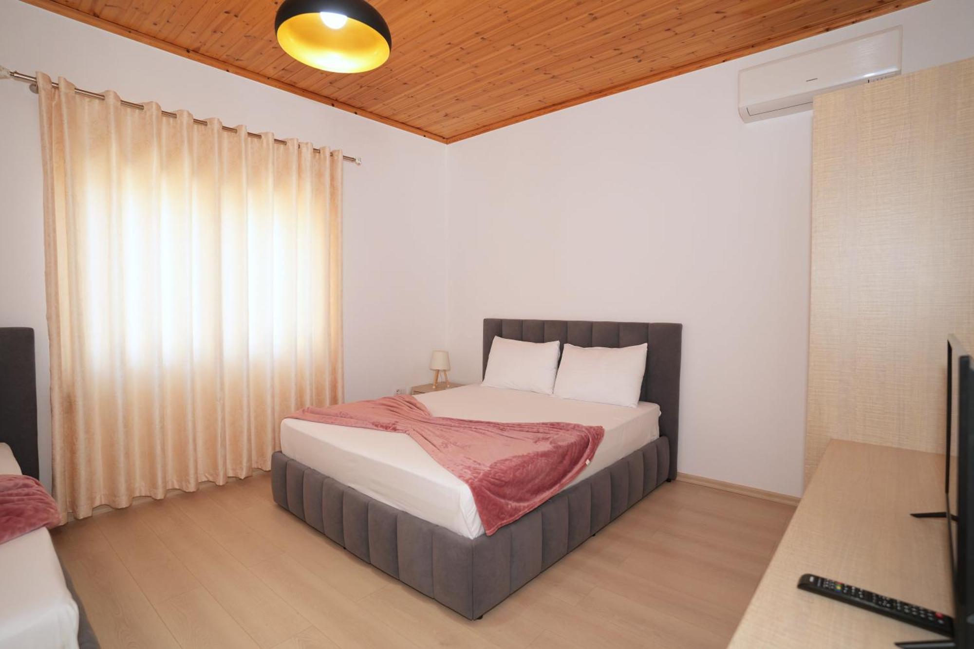 Hotel Jons